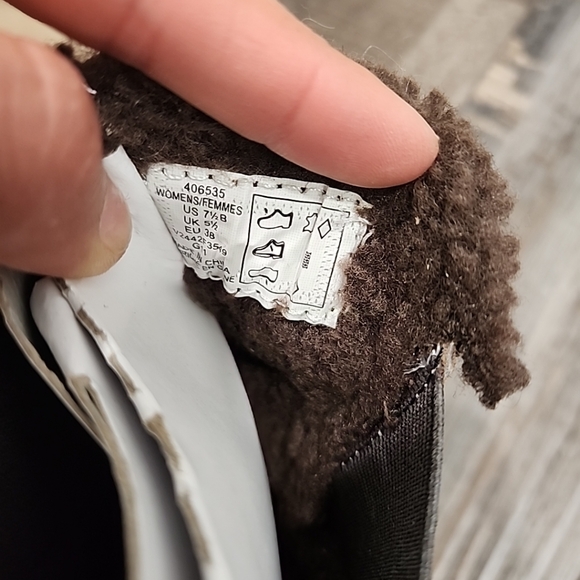 Land's End Tan Boots - Picture 6 of 6